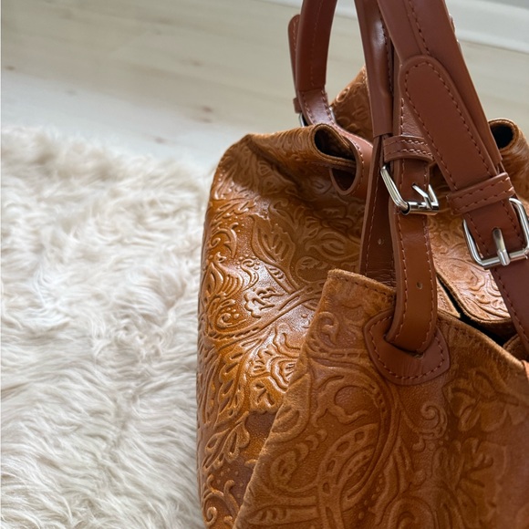 NWT Isadora Genuine Italian Leather Tote Bag Purse - Picture 8 of 13